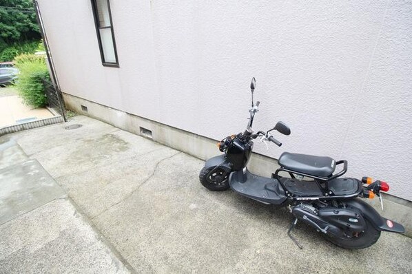 ハウゼ・ユートピアBの物件内観写真